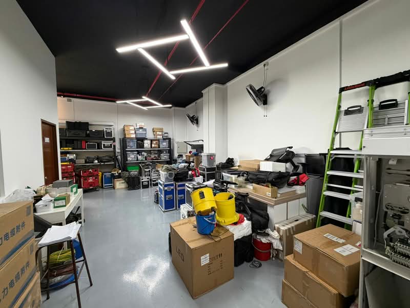 Woodlands 11, 11 Woodlands Close, 1,927 sqft, Light Industrial (B1) For Rent, by Joe Ng, 60228719 - Interior - CommercialGuru.com.sg