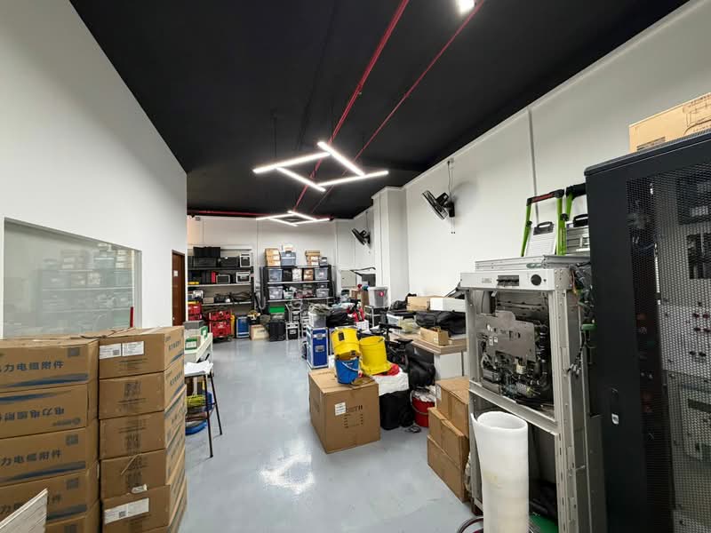 Woodlands 11, 11 Woodlands Close, 1,927 sqft, Light Industrial (B1) For Rent, by Joe Ng, 60228719 - Interior - CommercialGuru.com.sg