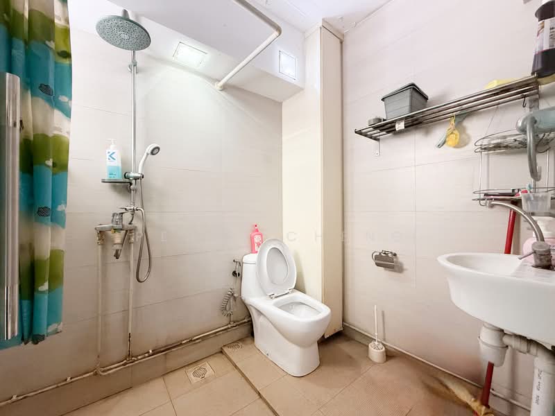 535 Serangoon North Avenue 4, 535 Serangoon North Avenue 4, 3 Bedrooms, 1,603 sqft, HDB Flat For Rent, by Peggy Cheng, 60228772 - Bathroom - PropertyGuru.com.sg