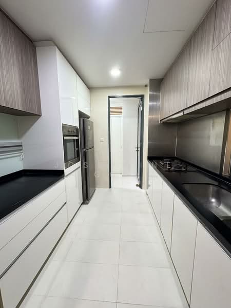 The Palette Condominium For Sale at S$ 2,220,000 | PropertyGuru Singapore - Kitchen