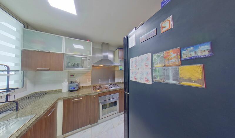 Gardenvista Condominium For Sale at S$ 2,290,000 | PropertyGuru Singapore - Kitchen