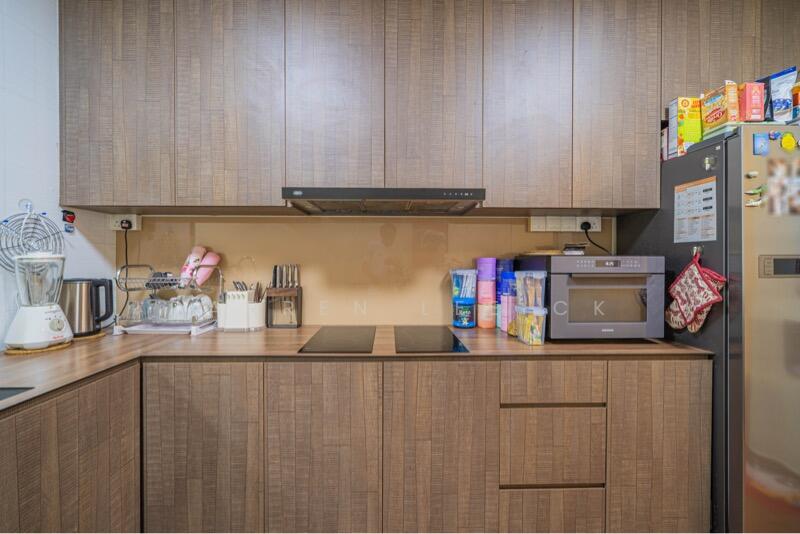 For Sale - 117 Clementi Street 13