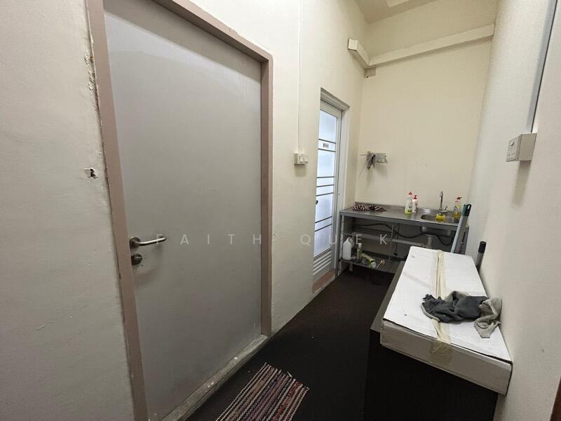 Tradehub 21, , 800 sqft, Light Industrial (B1) For Rent, by Faith Quek, 60229271 - CommercialGuru.com.sg