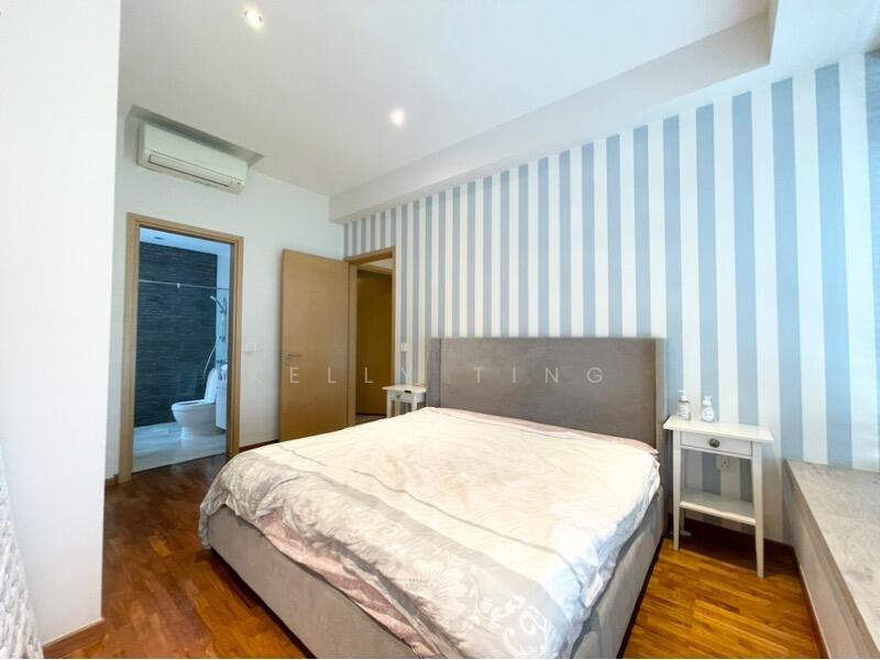 For Sale - Luxe Ville