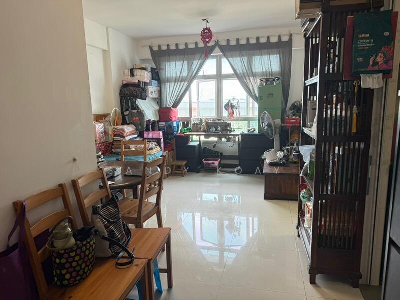 For Sale - 561B Jurong West Street 42