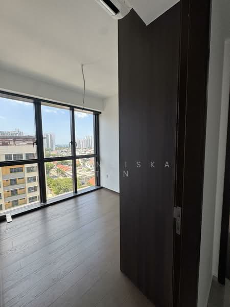 Tembusu Grand Condominium For Sale at S$ 2,850,000 | PropertyGuru Singapore - View