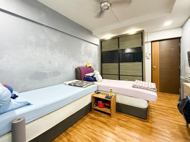 For Sale - 288 Tampines Street 22