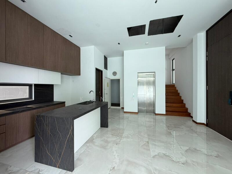 For Rent - 19 EAST COAST DRIVE