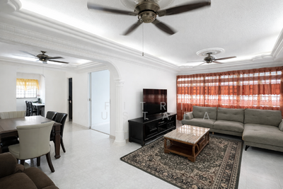 For Sale - 213 Pasir Ris Street 21