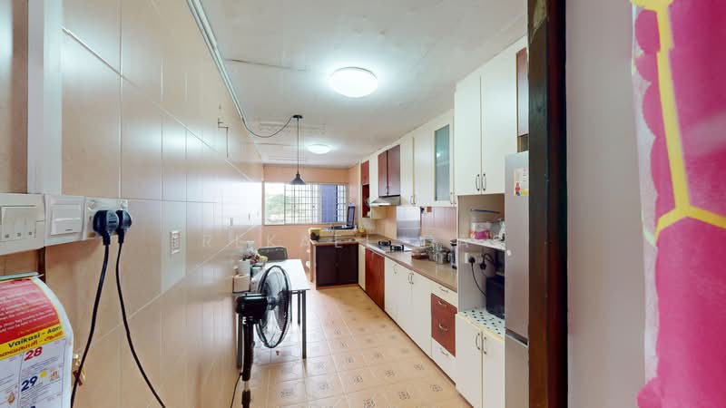 760 Yishun Street 72, 760 Yishun Street 72, 3 Bedrooms, 1,313 sqft, HDB Flat For Sale, by Rekael Das, 60229881 - Kitchen - PropertyGuru.com.sg