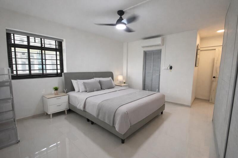 For Sale - 520 Woodlands Drive 14