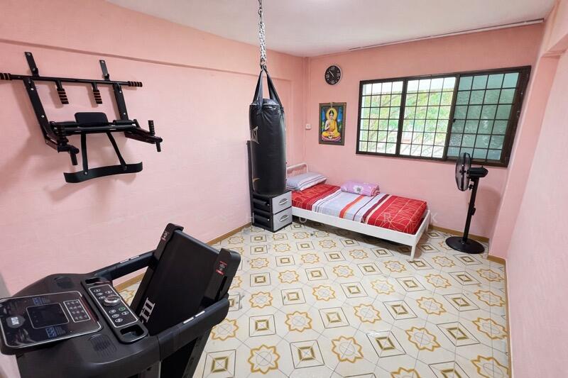 572 Ang Mo Kio Avenue 3 HDB Flat For Sale at S$ 495,000 | PropertyGuru Singapore