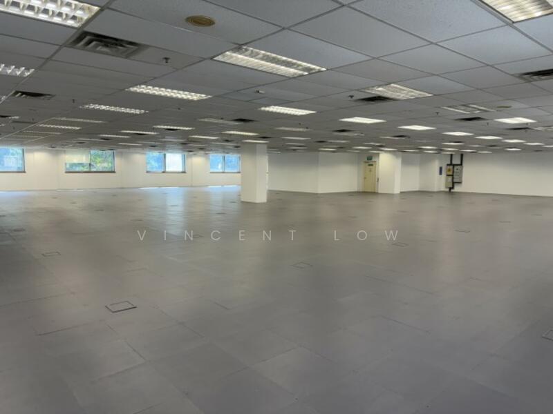 4 mins walk to MRT Office Training Centre School Medical, 180 Clemenceau Ave, 10,000 sqft, Office For Rent, by Vincent Low, 60230476 - CommercialGuru.com.sg