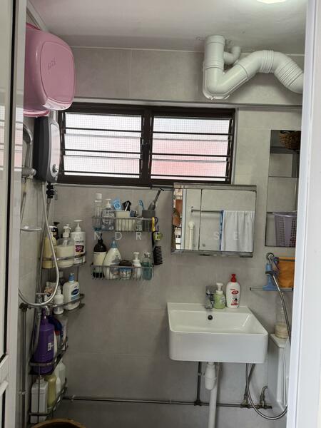 167 Bishan Street 13, 167 Bishan Street 13, Room Rental, 300 sqft, HDB Flat For Rent, by Andrew Se, 60230488 - PropertyGuru.com.sg