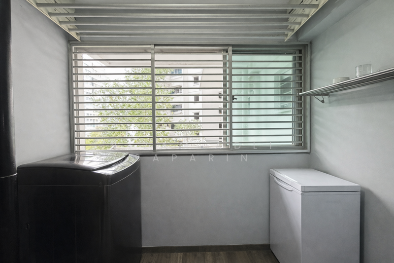 218D Boon Lay Avenue HDB Flat For Sale at S$ 790,000 | PropertyGuru Singapore - yard