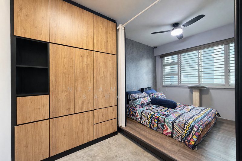 218D Boon Lay Avenue HDB Flat For Sale at S$ 790,000 | PropertyGuru Singapore - Master Bedroom