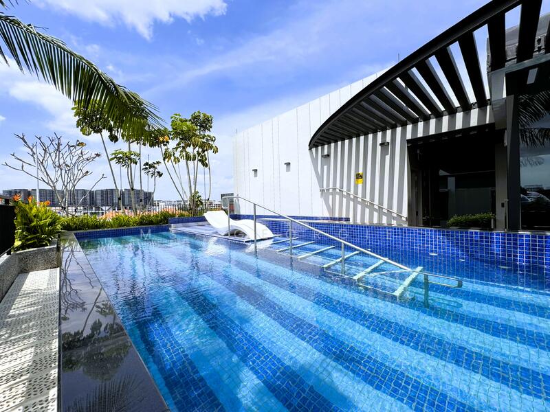 Claydence Apartment For Sale at S$ 5,681,000 | PropertyGuru Singapore - Pool