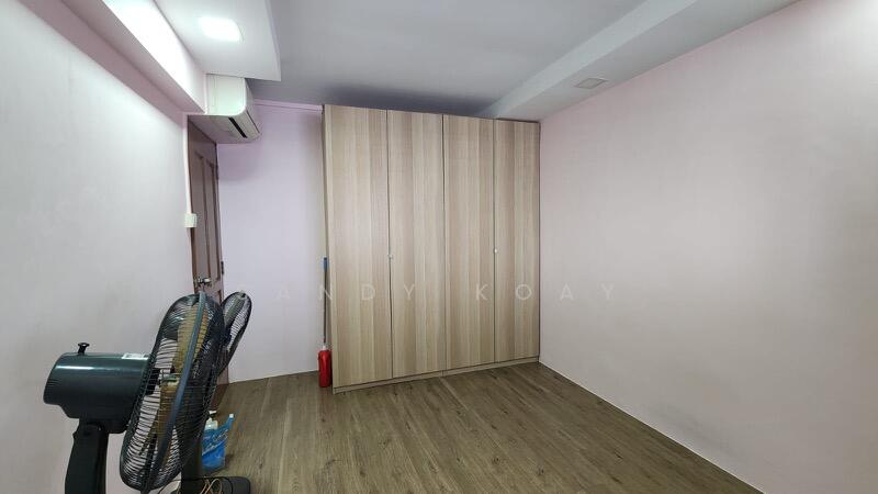 For Rent - 527 Jurong West Street 52