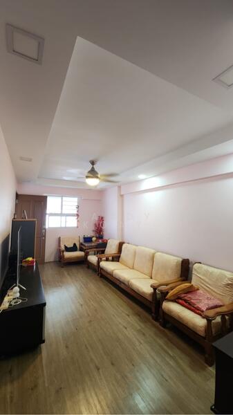 For Rent - 527 Jurong West Street 52