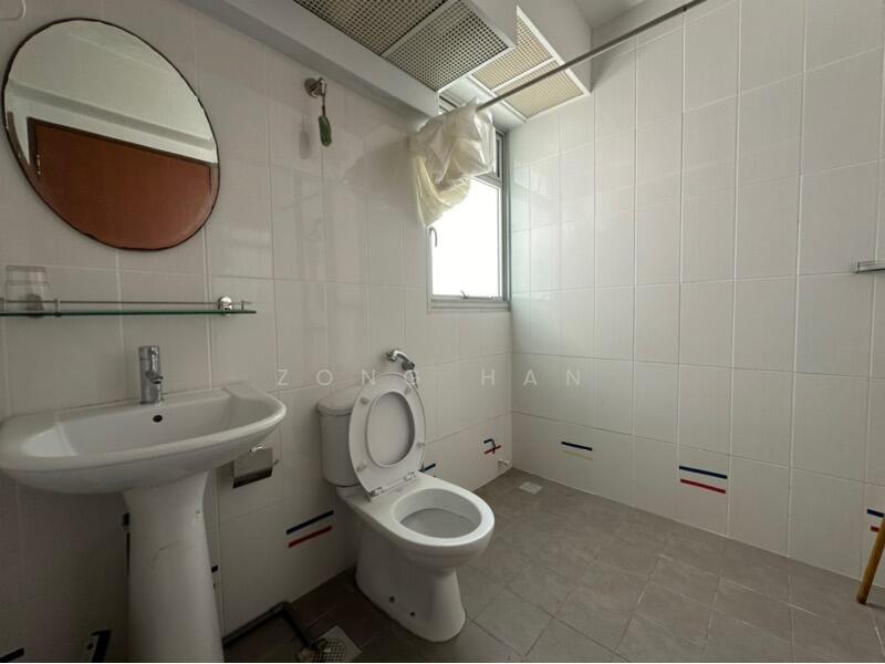 For Rent - 636C Senja Parc View