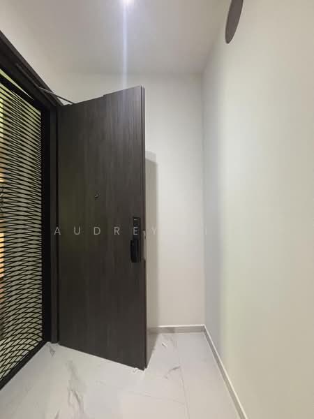 Jervois Mansion, 4 Jervois Close, 2 Bedrooms, 786 sqft, Condominium For Rent, by Audrey Siow, 60231108 - Entrance - PropertyGuru.com.sg