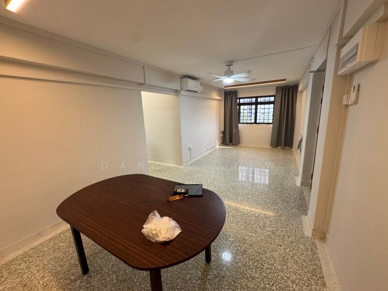 For Rent - 102 Spottiswoode Park Road