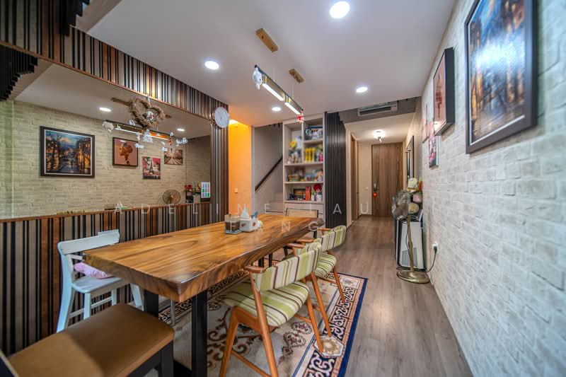 Parc Komo, 959 Upper Changi Road North, 3 Bedrooms, 1,012 sqft, Condominium For Sale, by Adeline Lau Li Fang, 60231186 - Dining Room - PropertyGuru.com.sg