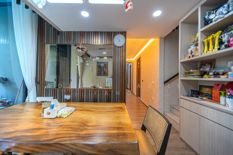 Parc Komo, 959 Upper Changi Road North, 3 Bedrooms, 1,012 sqft, Condominium For Sale, by Adeline Lau Li Fang, 60231186 - Dining Room - PropertyGuru.com.sg