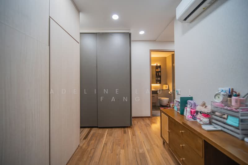 Parc Komo, 959 Upper Changi Road North, 3 Bedrooms, 1,012 sqft, Condominium For Sale, by Adeline Lau Li Fang, 60231186 - Bathroom - PropertyGuru.com.sg
