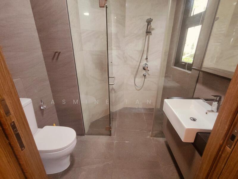 Parkwood Residences Condominium For Sale at S$ 1,550,000 | PropertyGuru Singapore