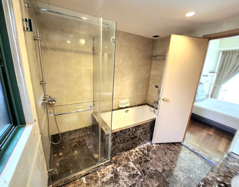 For Sale - Thomson 800