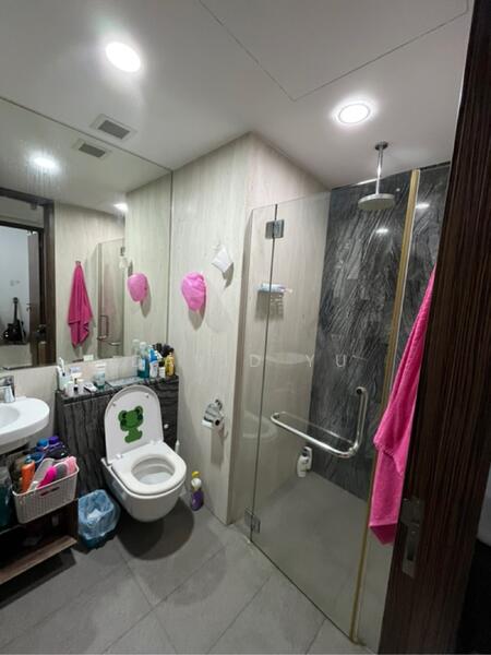 Stellar RV Condominium For Sale at S$ 1,200,000 | PropertyGuru Singapore