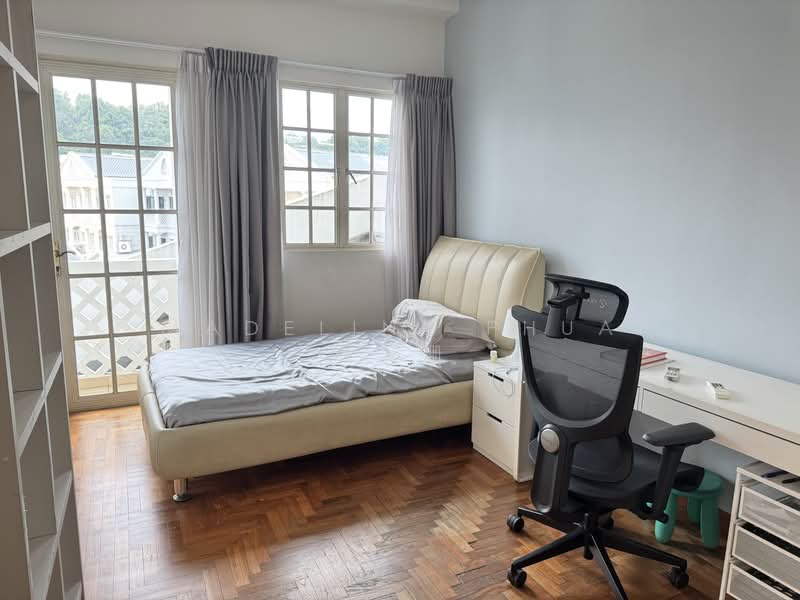 Chwee Chian View, Chwee Chian View, 5 Bedrooms, 3,600 sqft, Semi-Detached House For Sale, by Madeline Phua 潘美珊, 60231579 - Bedroom - PropertyGuru.com.sg