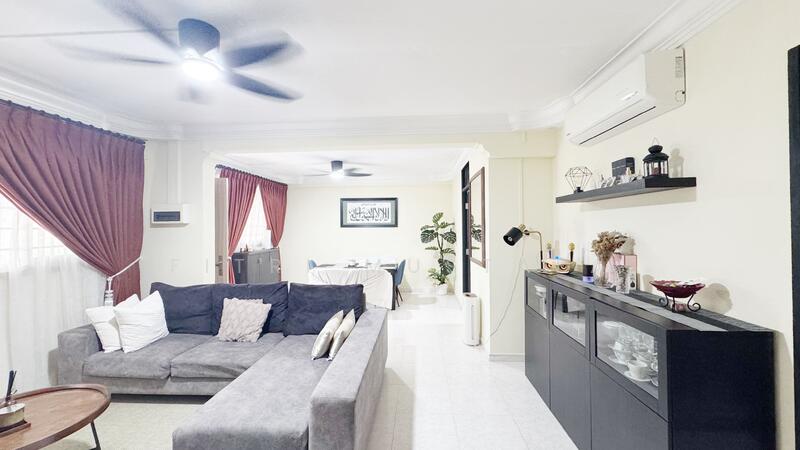 For Sale - 305 Yishun Central