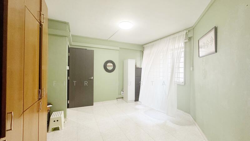 For Sale - 305 Yishun Central