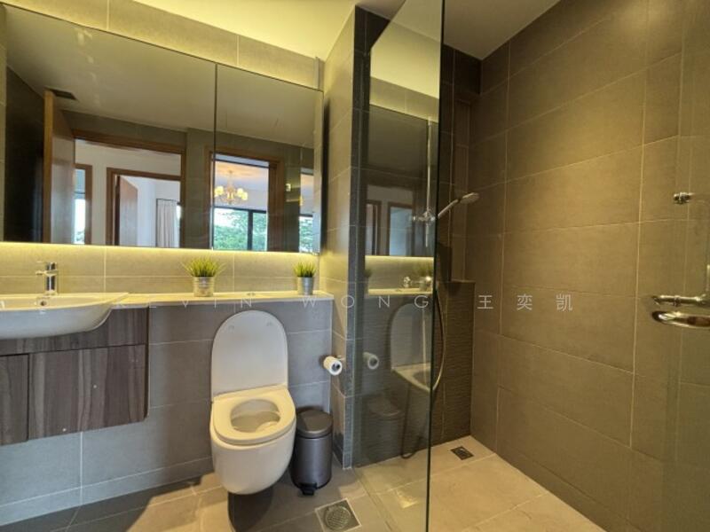 Waterbank at Dakota, 80 Dakota Crescent, 2 Bedrooms, 635 sqft, Condominium For Rent, by Kevin Wong 王奕凯, 60231763 - Master Bathroom - PropertyGuru.com.sg