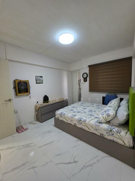 728 Clementi West Street 2 HDB Flat For Sale at S$ 410,000 | PropertyGuru Singapore