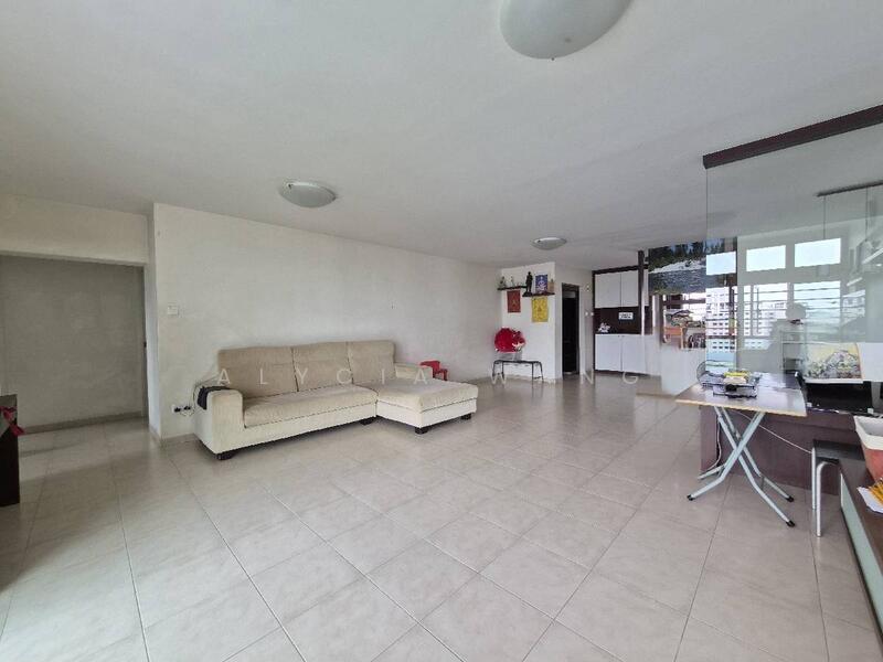 114 Edgefield Plains HDB Flat For Sale at S$ 868,000 | PropertyGuru Singapore