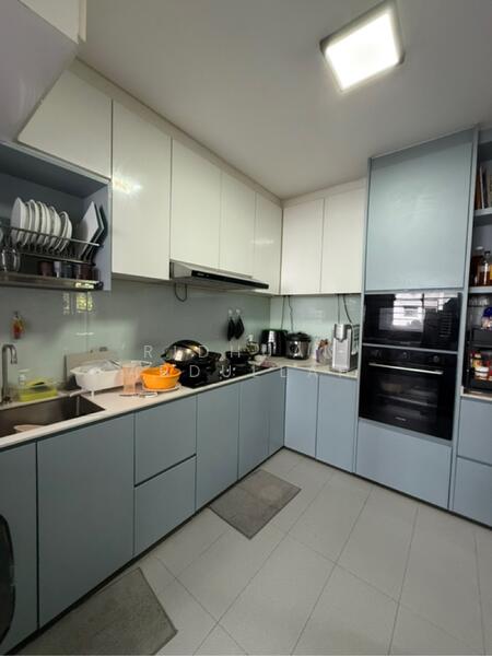 For Sale - 512 Woodlands Drive 14