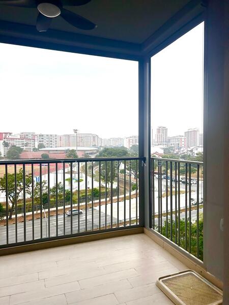 The Florence Residences Condominium For Sale at S$ 1,900,000 | PropertyGuru Singapore