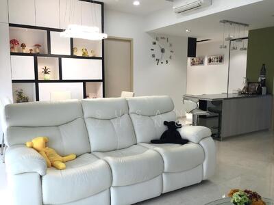 For Rent - The Luxurie