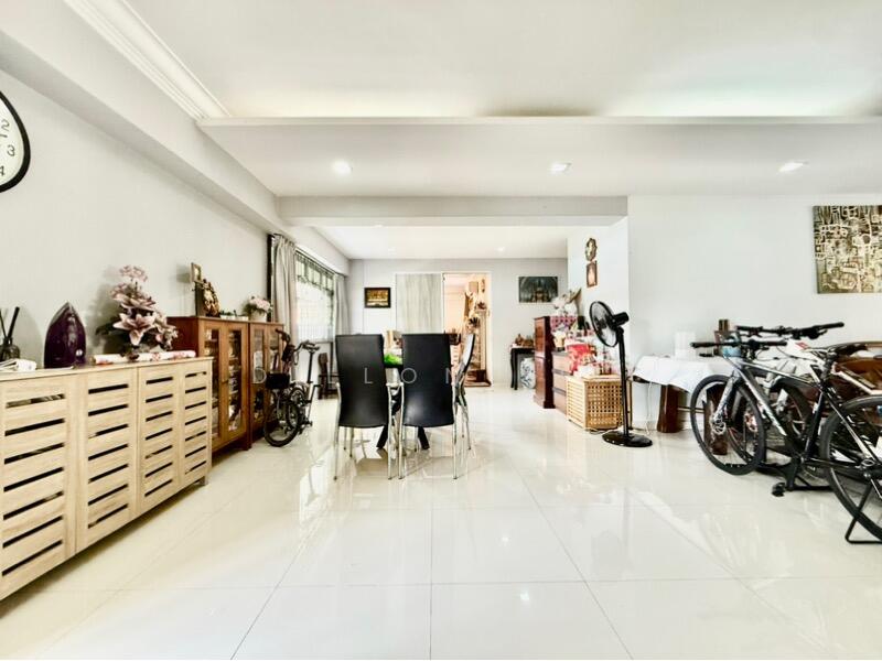 135 Pasir Ris Street 11 HDB Flat For Sale at S$ 838,888 | PropertyGuru Singapore