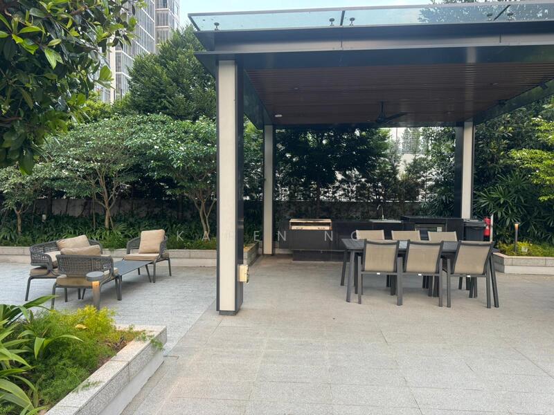 Midwood, 8 Hillview Rise, 3 Bedrooms, 893 sqft, Condominium For Rent, by Karen Ng, 60232196 - PropertyGuru.com.sg