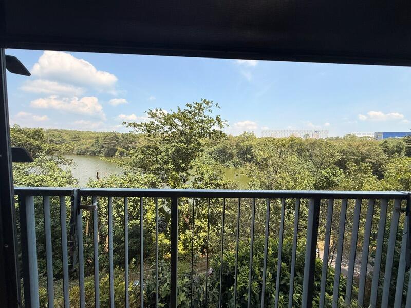 Kingsford Waterbay Condominium For Sale at S$ 1,950,000 | PropertyGuru Singapore