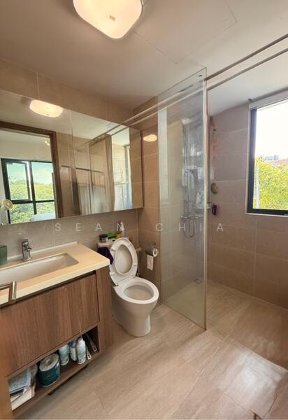 Kingsford Waterbay Condominium For Sale at S$ 1,950,000 | PropertyGuru Singapore