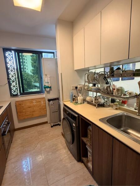 Kingsford Waterbay Condominium For Sale at S$ 1,950,000 | PropertyGuru Singapore