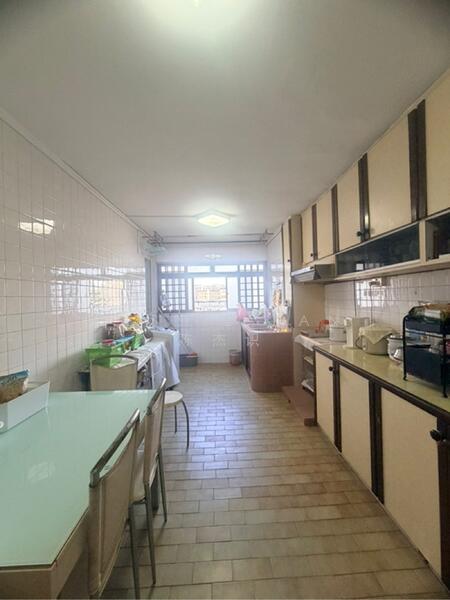 For Sale - 805 Tampines Avenue 4