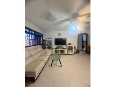 For Sale - 805 Tampines Avenue 4