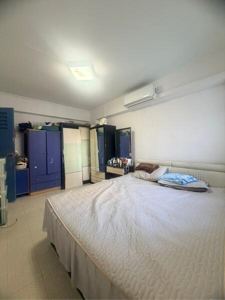 For Sale - 805 Tampines Avenue 4