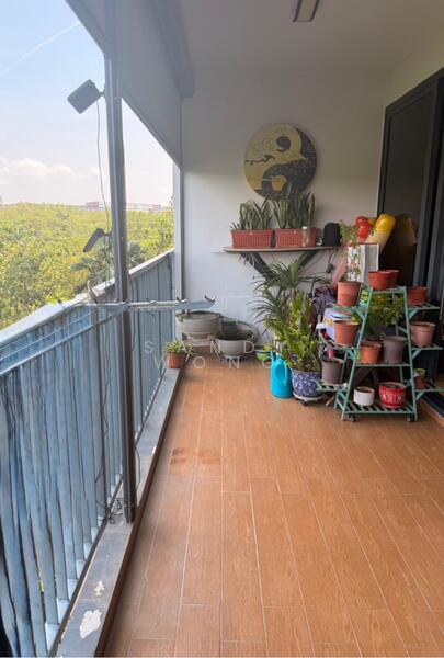 Kingsford Waterbay Condominium For Sale at S$ 1,950,000 | PropertyGuru Singapore